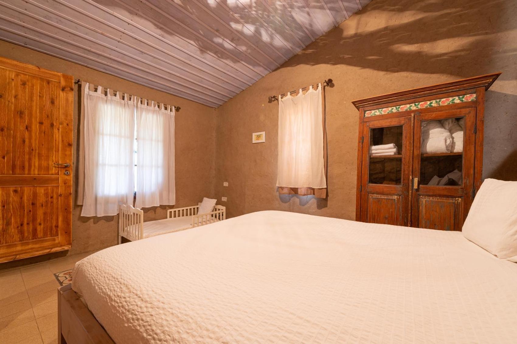 Hemdatya Stone Suites In The Galilee Ilaniya Habitación foto